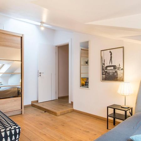 Central 2-Level Penthouse With Terrace And Free Parking リガ エクステリア 写真