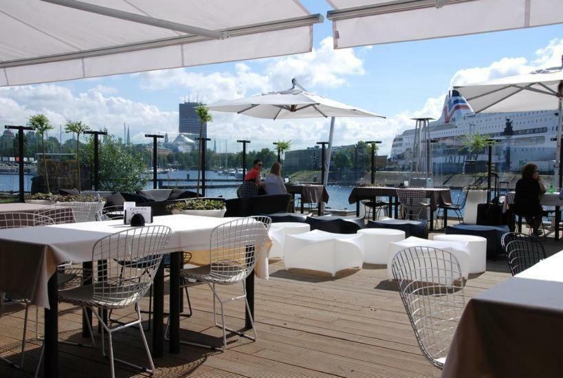 Central 2-Level Penthouse With Terrace And Free Parking リガ エクステリア 写真